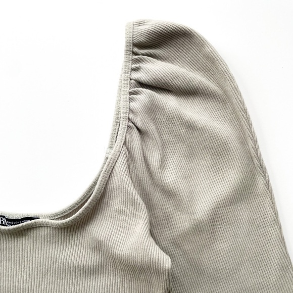 Zara Sage Crop Top - Picture 8 of 9